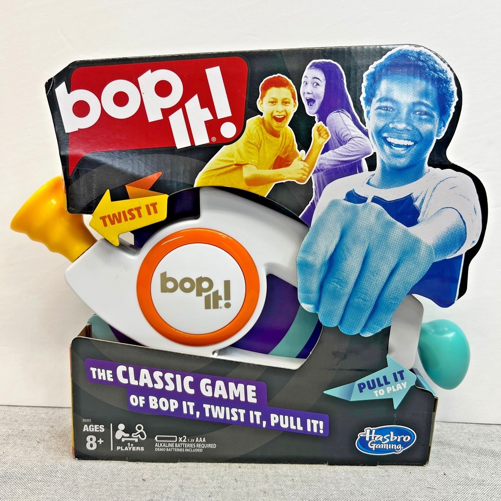 Hasbro Bop It Classic Bop It Twist Pull It Kids Electronic Party Fun Toy Game 8+